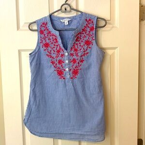 Croft and & Barrow Embroidered Top